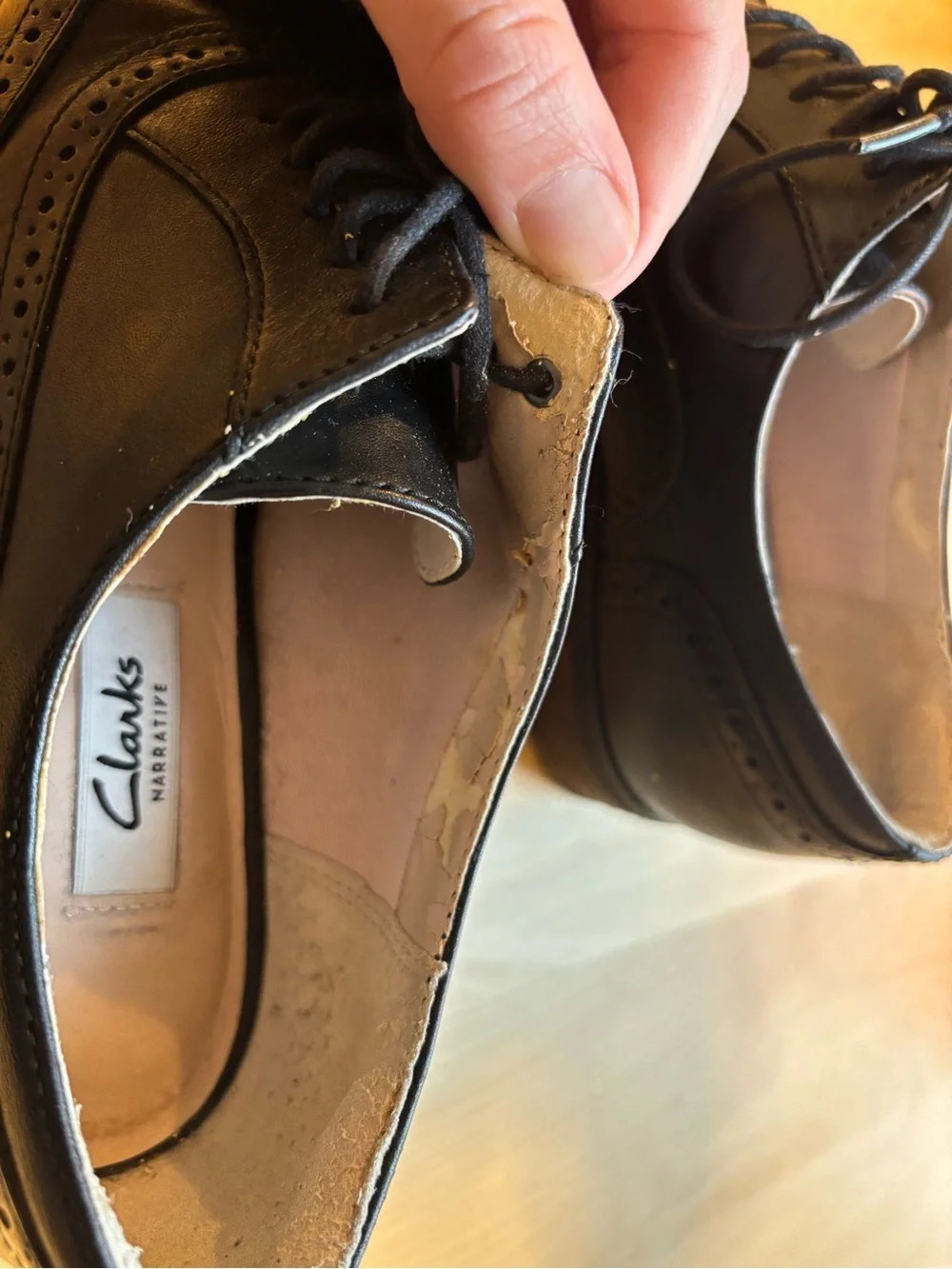 Classic Women’s Black Leather Wingtip Oxfords 7.5